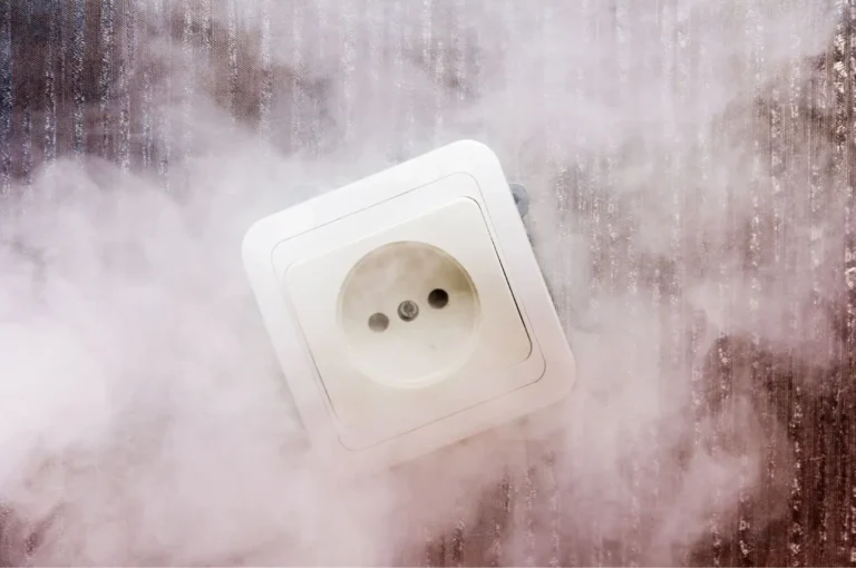 Prise électrique Surchauffe Blog Article Aurtech.fr