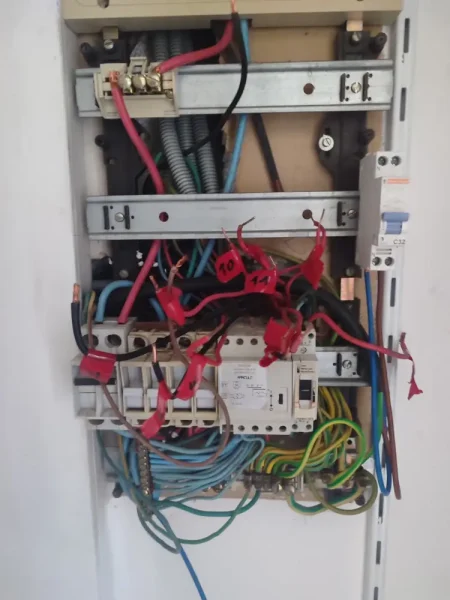 Repérage Ancien Coffret électrique Sangatte Aurtech.fr